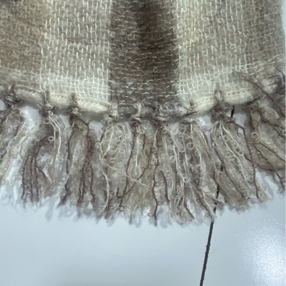 Doneyal Design Handcrafted Natural Fabrics Tan Plaid Mohair Wool Scarf Shawl - Picture 7 of 12